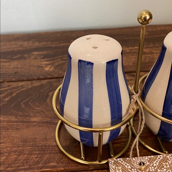 Salt & Pepper Shakers w/ Holder - Picture 2 of 15